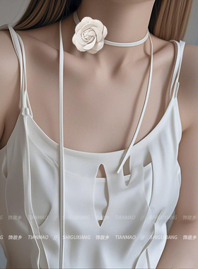 黑玫瑰花项链女款2025新款