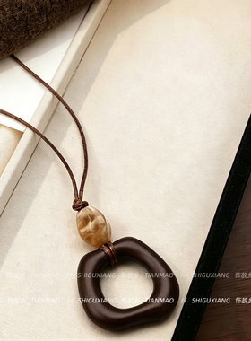 秋冬轻奢毛衣链高级感挂脖配饰女
