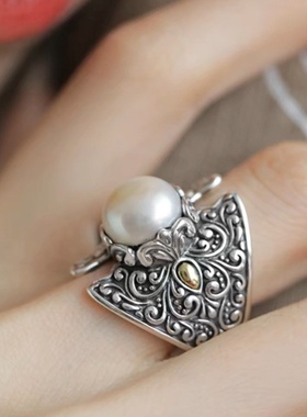 复古浮雕唐草纹盾牌戒指女士宽版轻奢小众高级设计感活口食指指环