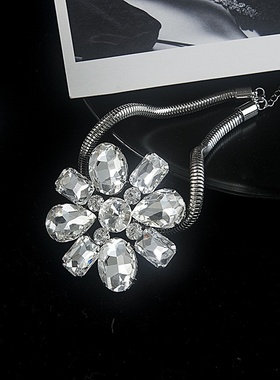 欧美时尚气质花朵项链夸张高级感镶钻颈链个性耳钉套装大水晶花