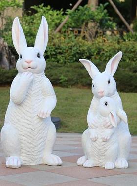 花园兔子摆件大号落地园林景观兔子装饰花园庭院大白兔玻璃钢雕塑
