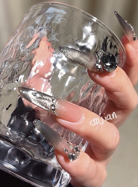 【桃黑巧】新款纯手工简简穿戴甲轻奢重工超长法式猫眼高级美甲片