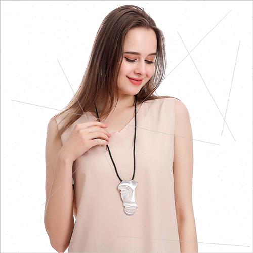 Long Sweater Chain New Europe Fashion Face Leather Rope Wome - 图0