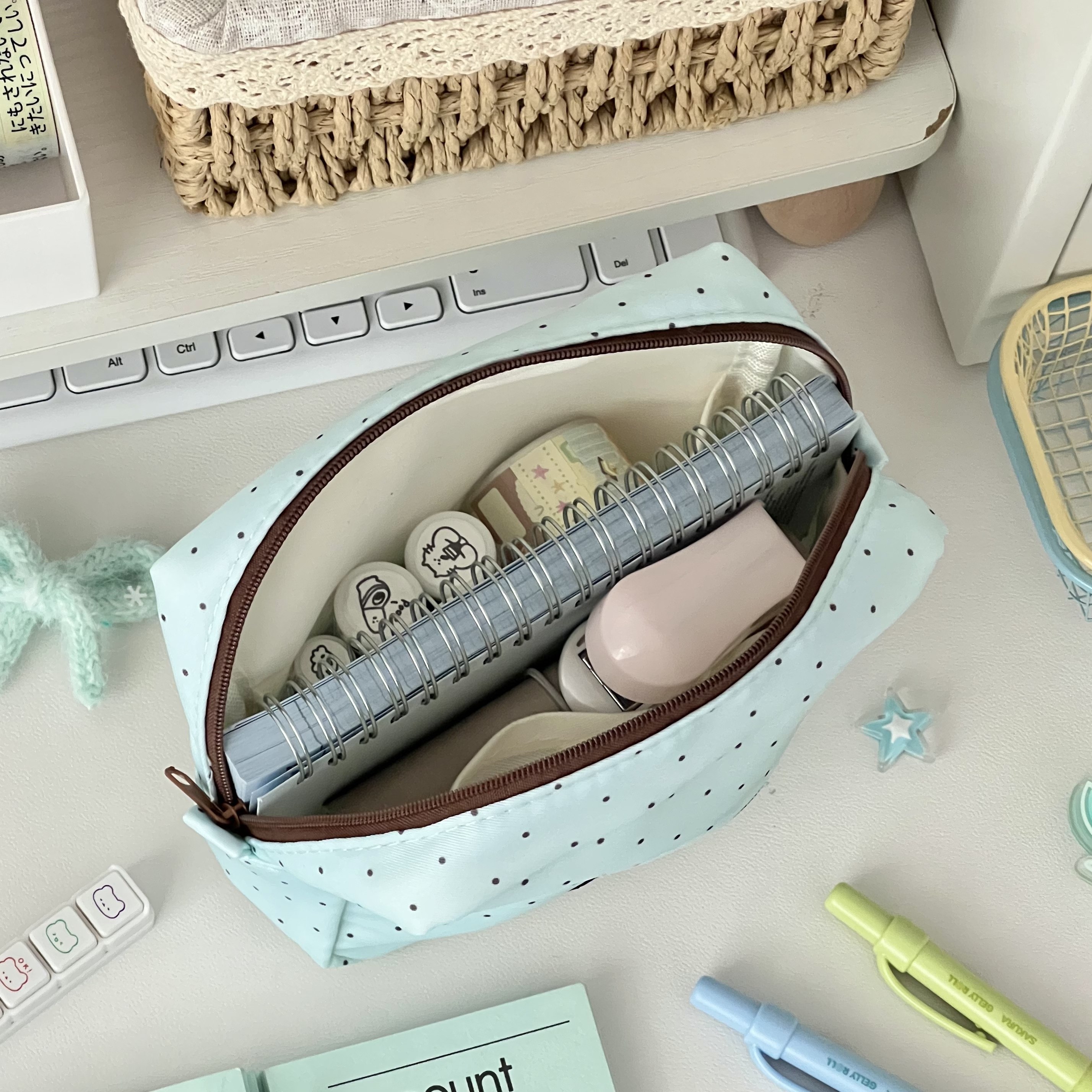 ins风薄巧波点小猫零钱包可爱卫生巾收纳包ccd相机包便携化妆包,淘宝优惠券,粉丝福利购,淘宝优惠卷