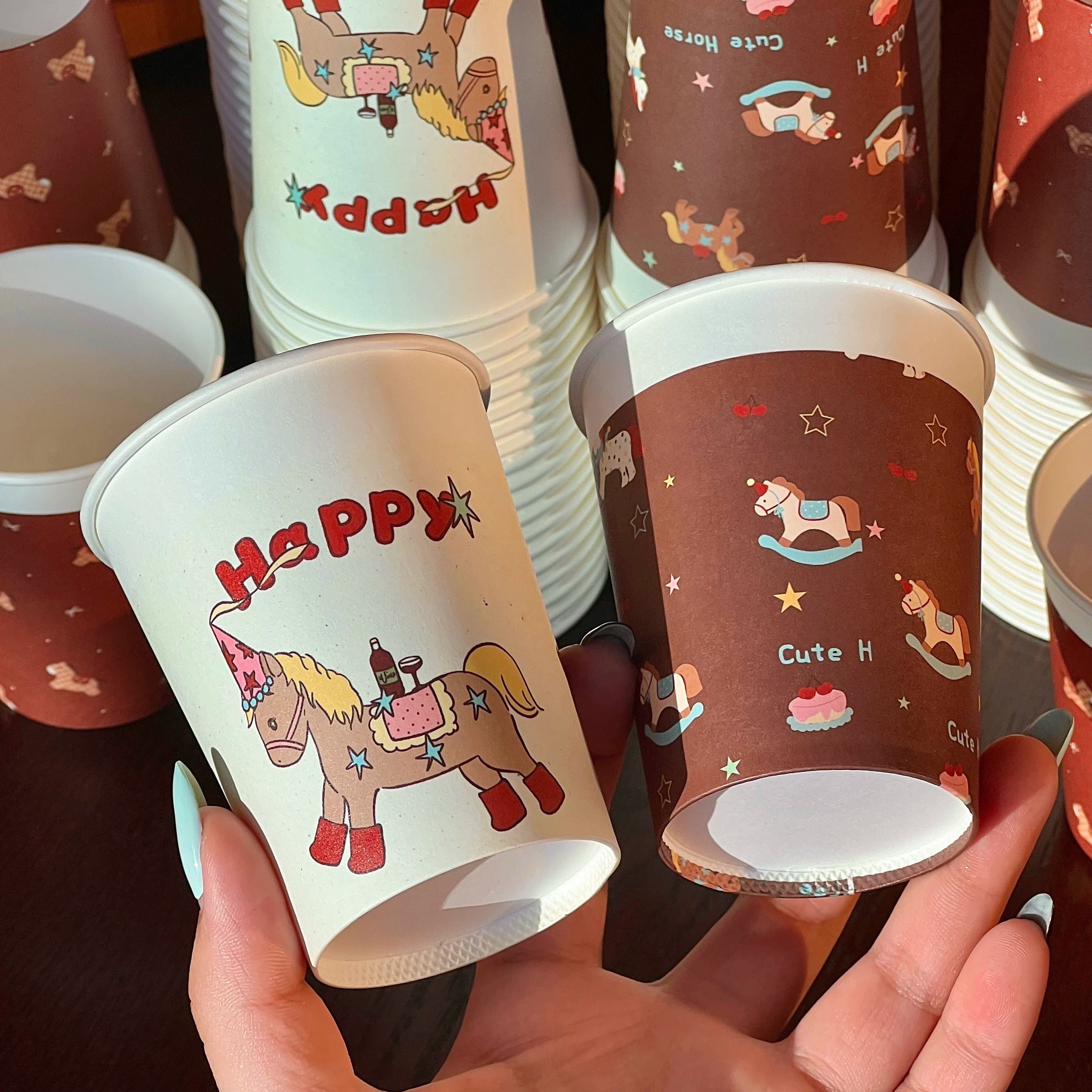 卡通新年小马图案纸杯一次性杯子过年待客婚庆用品敬茶杯创意杯子,淘宝优惠券,粉丝福利购,淘宝优惠卷