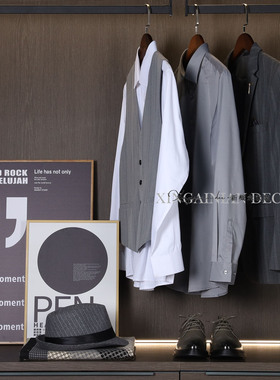 现代简约样板房衣柜衣帽间卧室衣服鞋子摆件衬衫西服展厅软装饰品