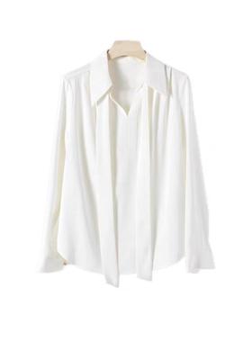 样板间卧室衣帽间摆件组合售楼处展厅衣柜女士包首饰托盘衣服饰品