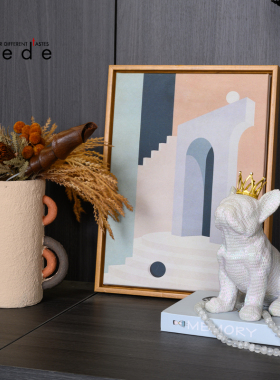 小香风样板间女孩儿童房衣帽间衣柜衣服背心连衣裙装饰品摆件套装