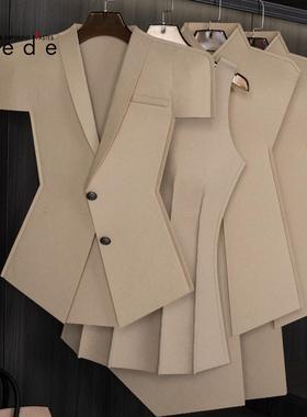 现代简约样板间衣帽间装饰品