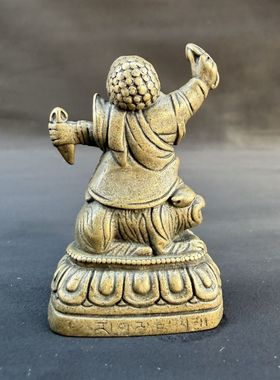 尼泊尔工艺仿古藏传利马铜忿怒莲师密宗佛像家居供奉随身小摆件