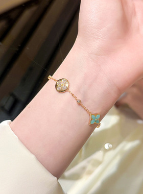 经典复古中古小香风新款薄荷曼波小众手链轻奢感百搭简约气质