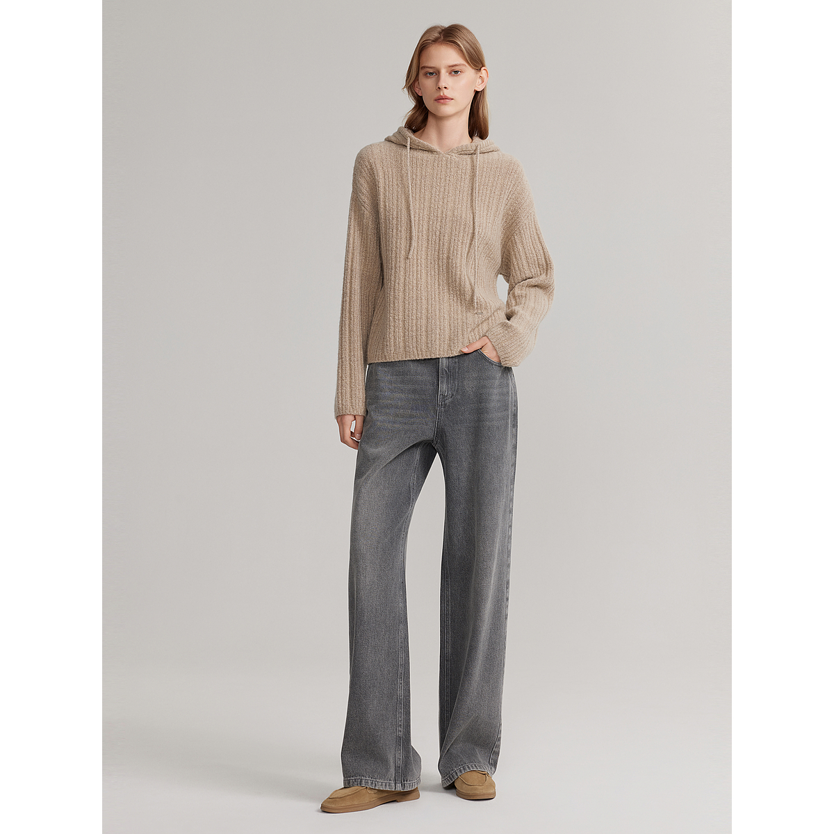 【商场同款】ELLE绵羊毛套头连帽羊毛衫女2025冬季新款毛针织衫 - 图0