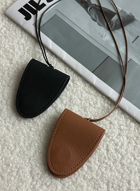 韩版皮质磁吸挂脖墨镜夹项链女小众设计感户外出游眼镜收纳包挂绳