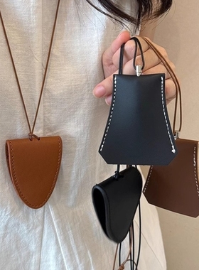 韩国皮质饺子包项链眼镜挂链磁吸长款毛衣链轻奢高级感脖子配饰女