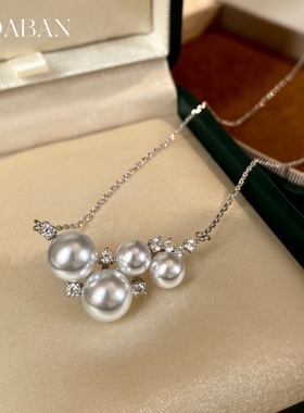 西大班碎月繁花项链吊坠锁骨颈链