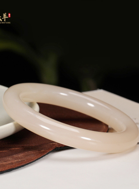 精品新疆和田玉手镯女藕粉玉镯子