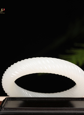 精品新疆和田玉白玉雕花手镯正品