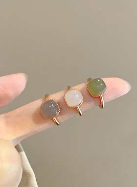 S925纯银和田玉小方糖戒指女白玉玉石指环小众设计感2023年新款潮