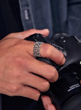 复古时尚几何波浪编织开口戒指宽面交叉设计质感出众