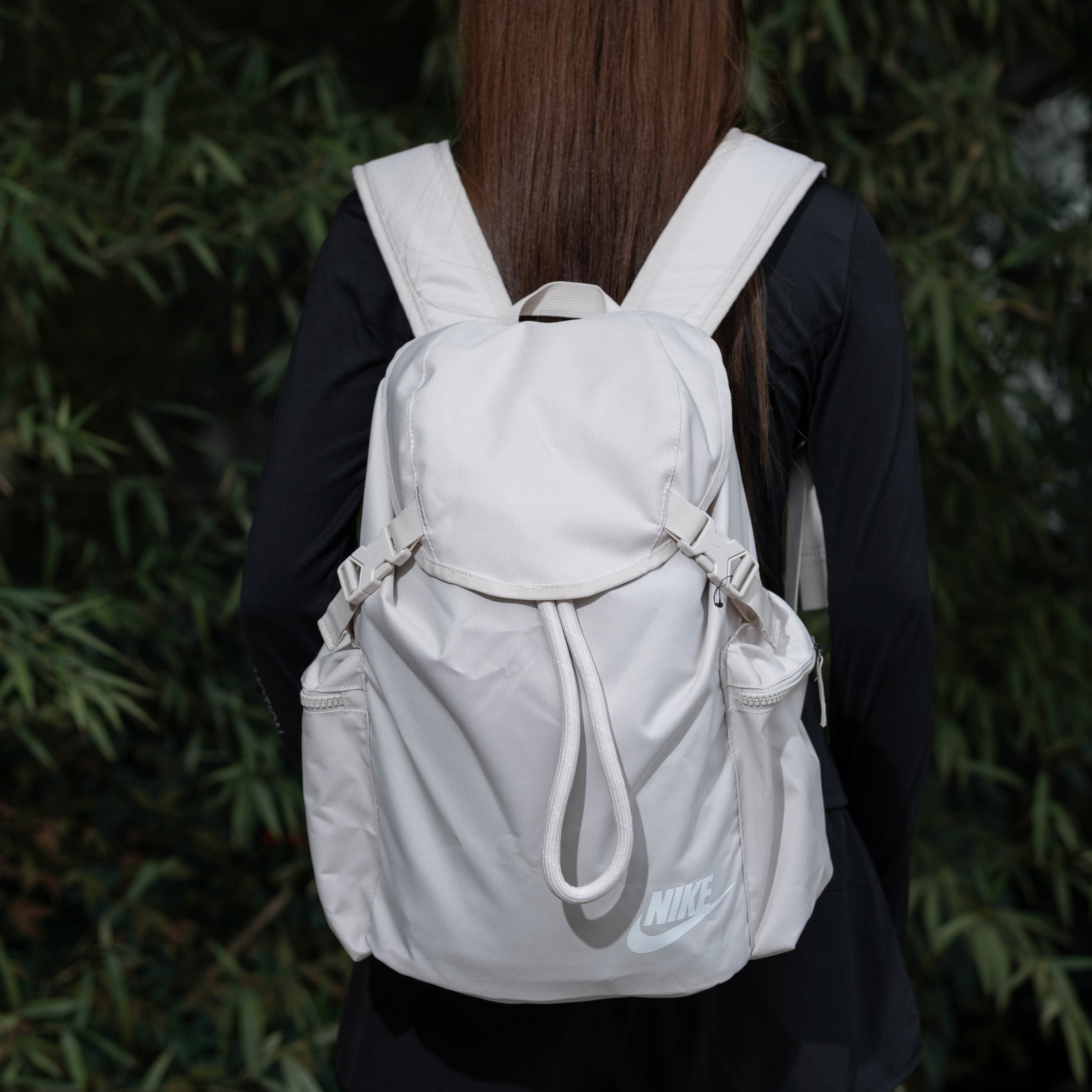 Nike/耐克 男女学生运动休闲潮流大容量抽绳双肩背包书包 BA6150