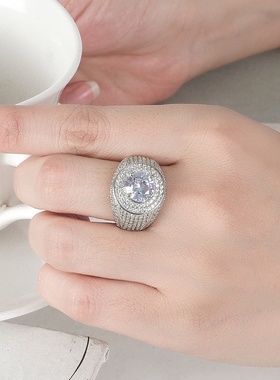 2025新款闪耀白金男戒仿莫桑石闪钻镶嵌满钻奢华大气钻石戒指