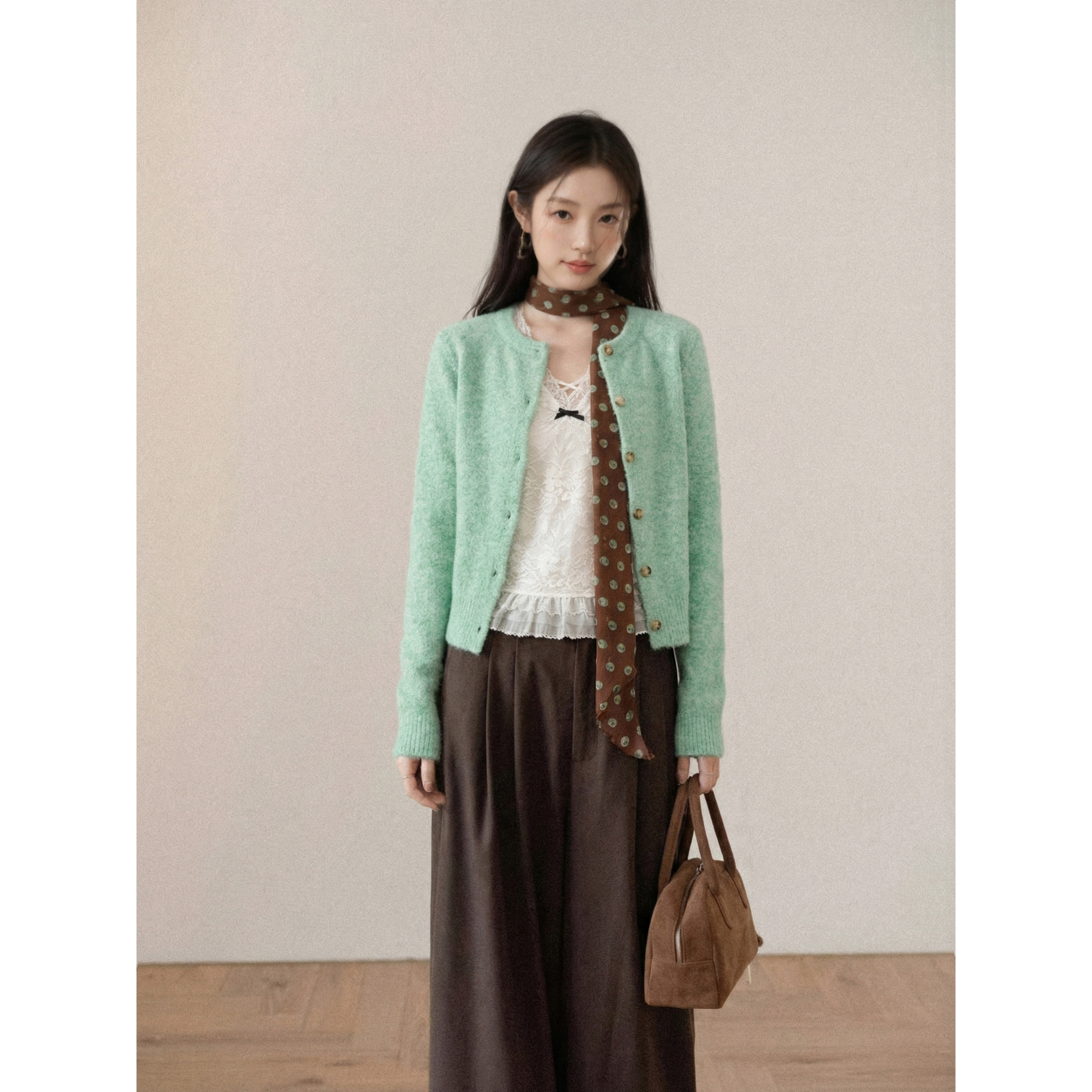 欧阳喜甄选“绿野仙踪”薄荷绿色针织开衫毛衣外套女新款软糯上衣,淘宝优惠券,粉丝福利购,淘宝优惠卷