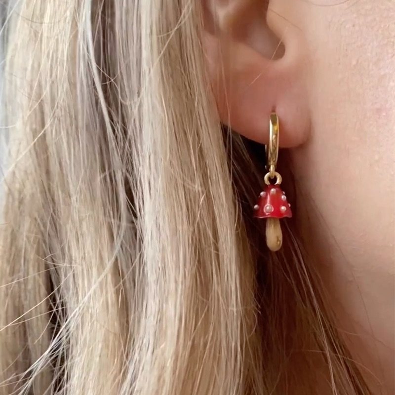 【王玉雯同款】Fable珐琅彩蘑菇耳环可爱女感网红耳钉耳坠,淘宝优惠券,粉丝福利购,淘宝优惠卷