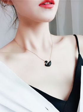 钛钢高保色天鹅项链女款轻奢高级感彩金不掉色玫瑰金色