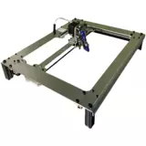 Полностью автоматическое написание машины пакетная бумага Страницы и бионовой проект почерка заполнены роботом робота.