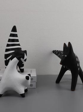 简约现代黑白条纹平面猫摆件样板间玄关茶几客厅家居桌面软装饰品