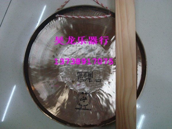 High-end physical musical instrument shop hand gong and gong and gong to give Luo films to perform the props boutique music