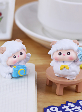 可爱小羊卡通治愈解压摆件
