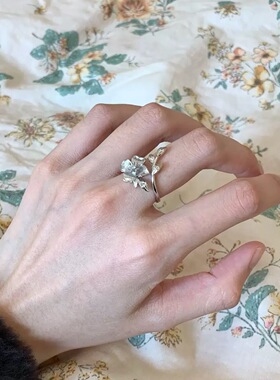 冷淡风银色四照花戒指重工轻奢精致小众设计感树叶纹理独特食指戒