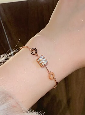 小蛮腰钛钢手链女生夏闺蜜手链轻奢小众罗马手串精致高级感手饰品
