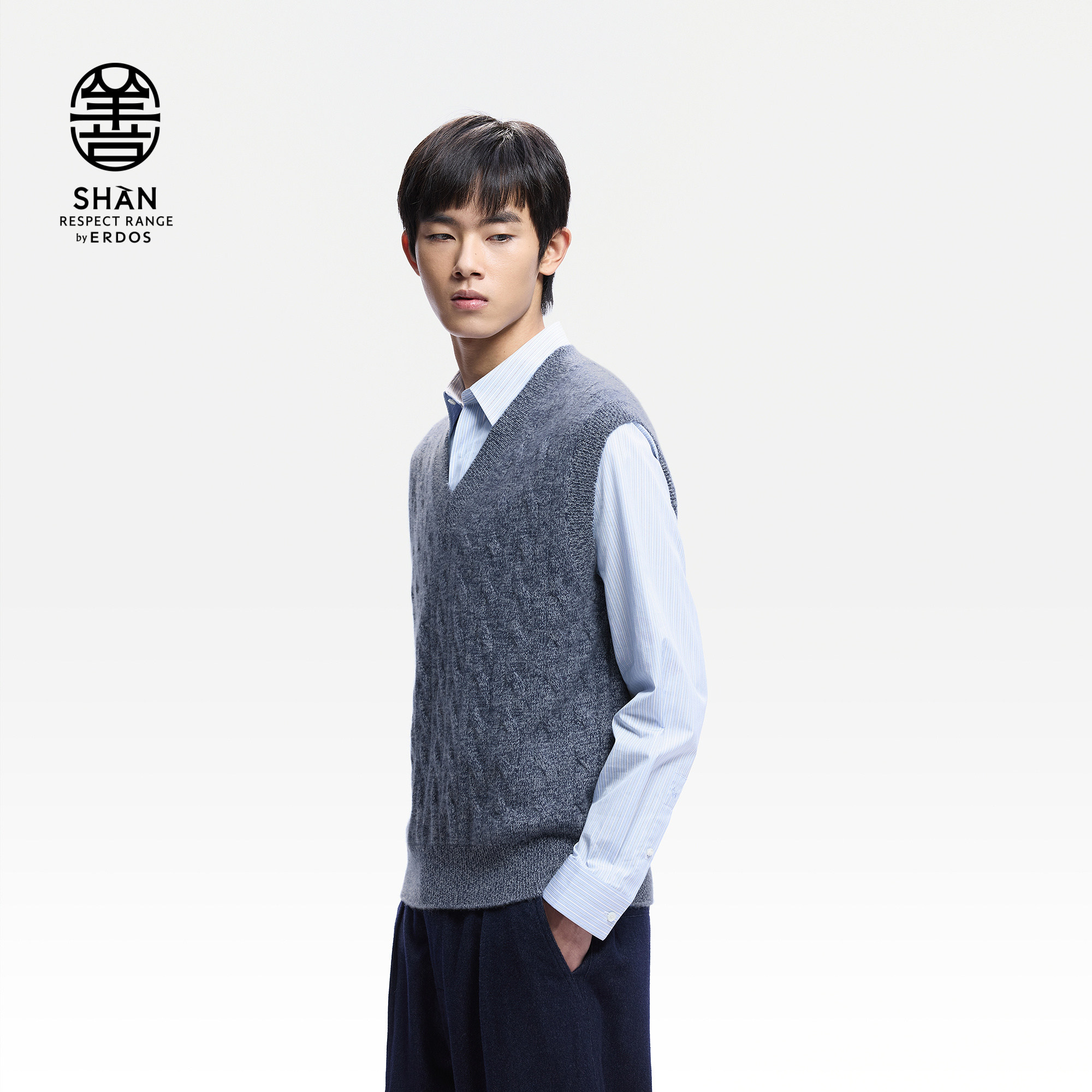 【可追溯初绒】ERDOS 男装V领绞花羊绒套背心26年早春新品英伦风,淘宝优惠券,粉丝福利购,淘宝优惠卷