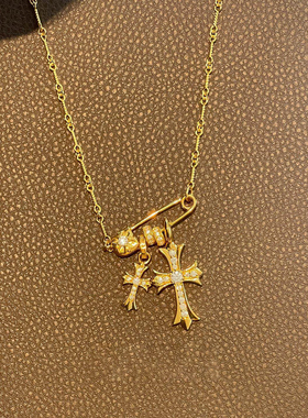 爆闪别针十字架项链轻奢高级感