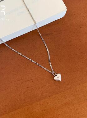 韩系银色迷你爱心项链轻奢高级感