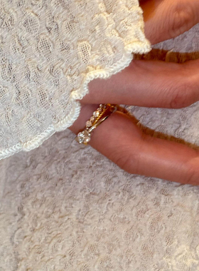 爆闪环绕双层戒指女款轻奢高级感