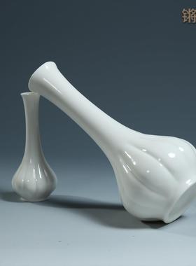 锵锵陶瓷花瓶客厅摆件小花瓶插花瓶现代简约白瓷蒜形花插创意摆件