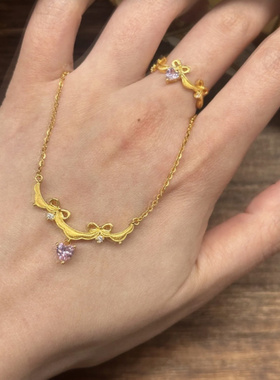 新款在逃公主蕾丝蝴蝶结爱心项链