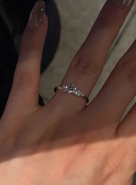 柏林情书锆石戒指女小众独特百搭