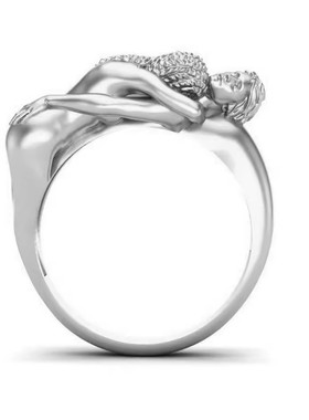 欧美风时尚金色恩爱戒指男女拥抱