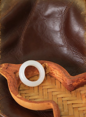 正宗新疆和田玉白玉指环男女款圆条戒指高油高润内径16