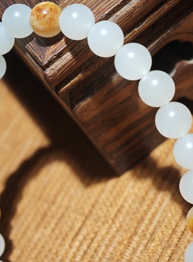 新疆和田玉籽料红皮白玉6mm圆珠手链枣红皮天然原皮保真精品单圈