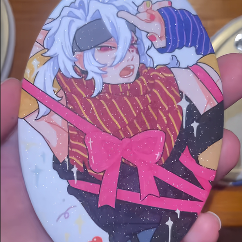 鬼灭之刃圣诞嬷图闪光椭圆吧唧动漫周边痛包装饰精美收藏圣诞礼物 - 图0