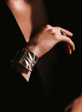 【新年礼物】RC Retro Chic意大利复古时尚首饰 银色波光手镯