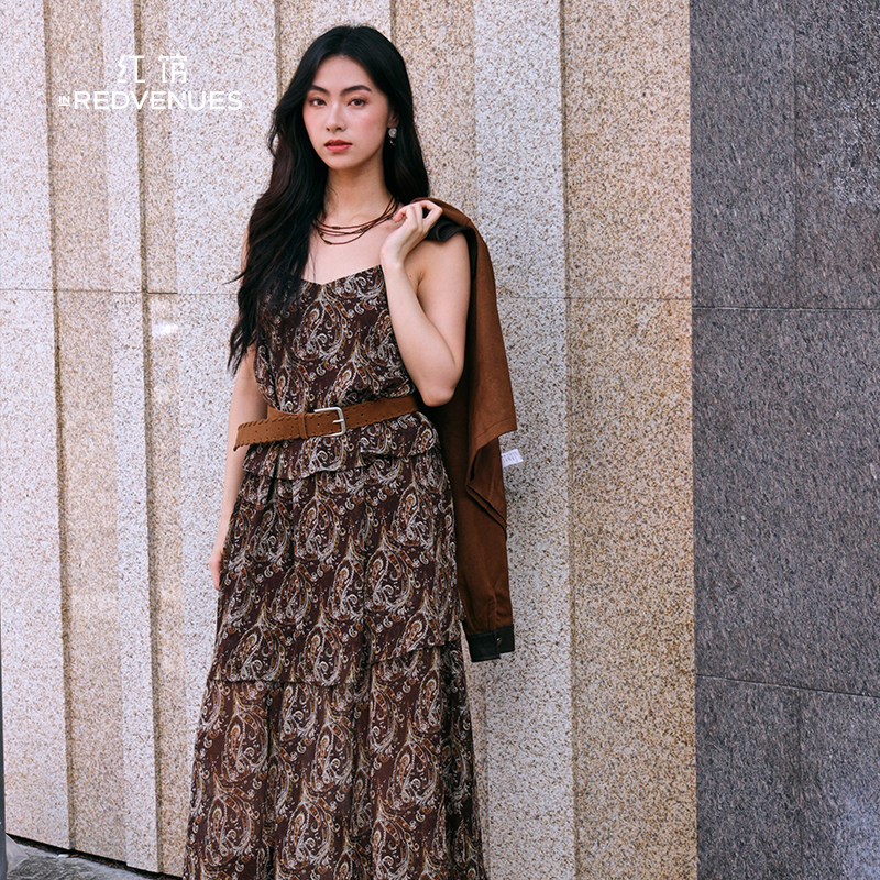 红馆2025秋季新款吊带连衣裙巨好看的裙子美拉德穿搭长裙雪纺裙,淘宝优惠券,粉丝福利购,淘宝优惠卷