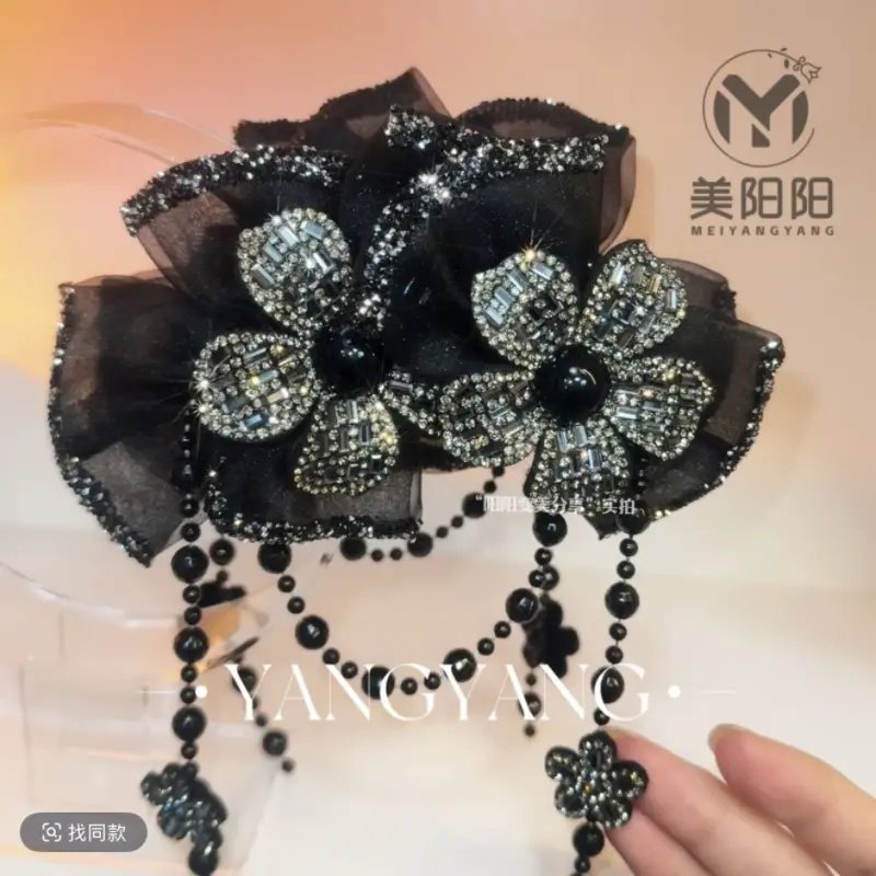 黑加仑鲨鱼夹立体花朵流苏闪钻百搭休闲发夹高级松弛感高抓力发饰,淘宝优惠券,粉丝福利购,淘宝优惠卷