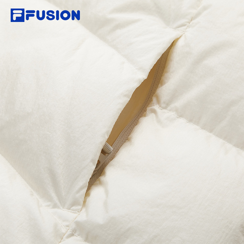 FILA FUSION斐乐潮牌羽绒服女2025冬季新款时尚宽松保暖连帽外套