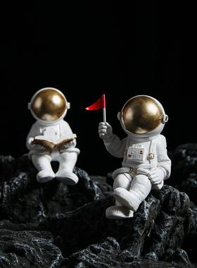 北欧创意宇航员摆件客厅电视柜酒柜书架装饰品男生房间床头柜布置